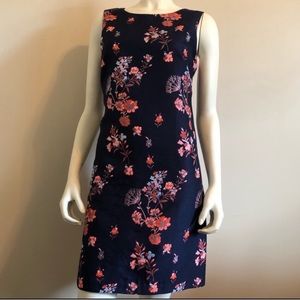 💖3/$15💖Max Studio Damask Floral on Navy Dress